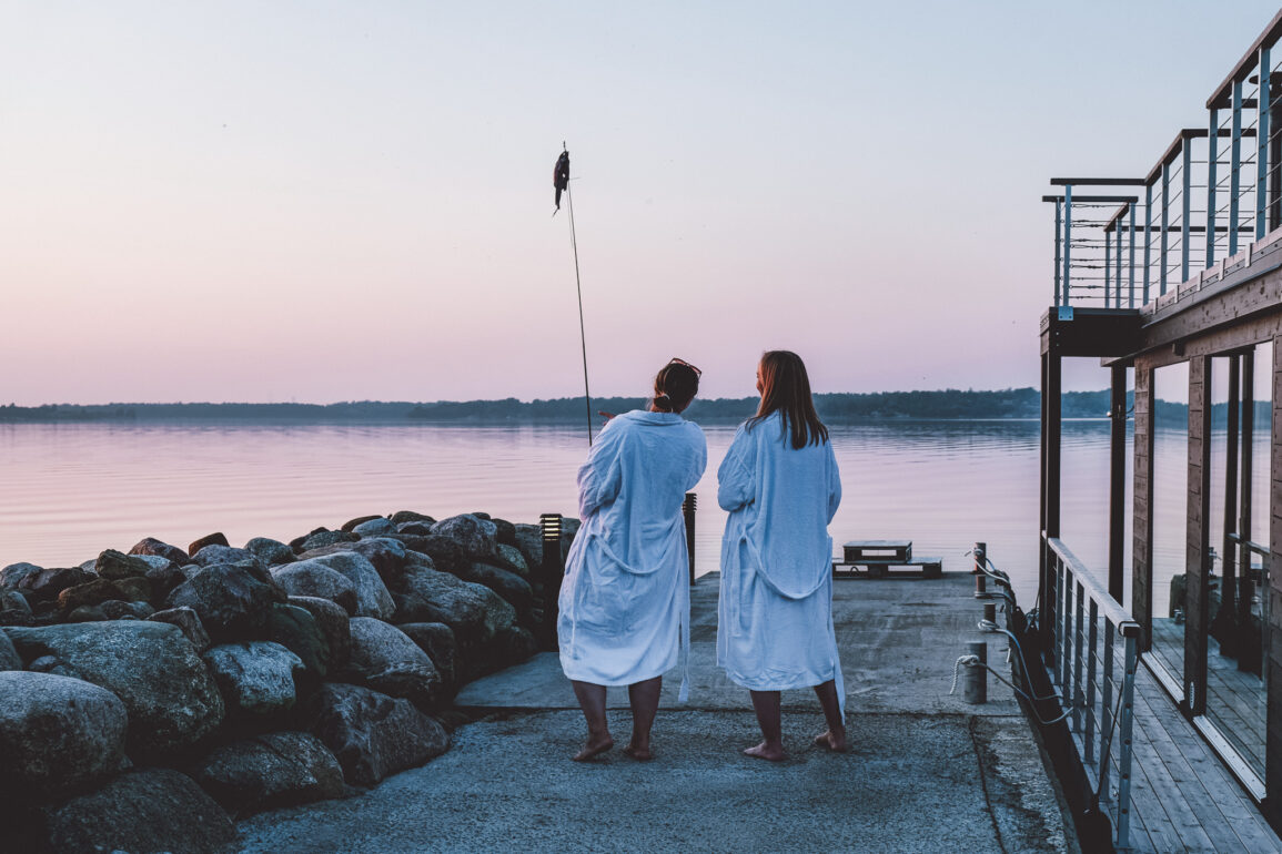 att resa med sällskap karlskrona